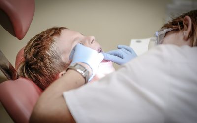 Pourquoi consulter un dentiste pour vos différents problèmes de dents ?